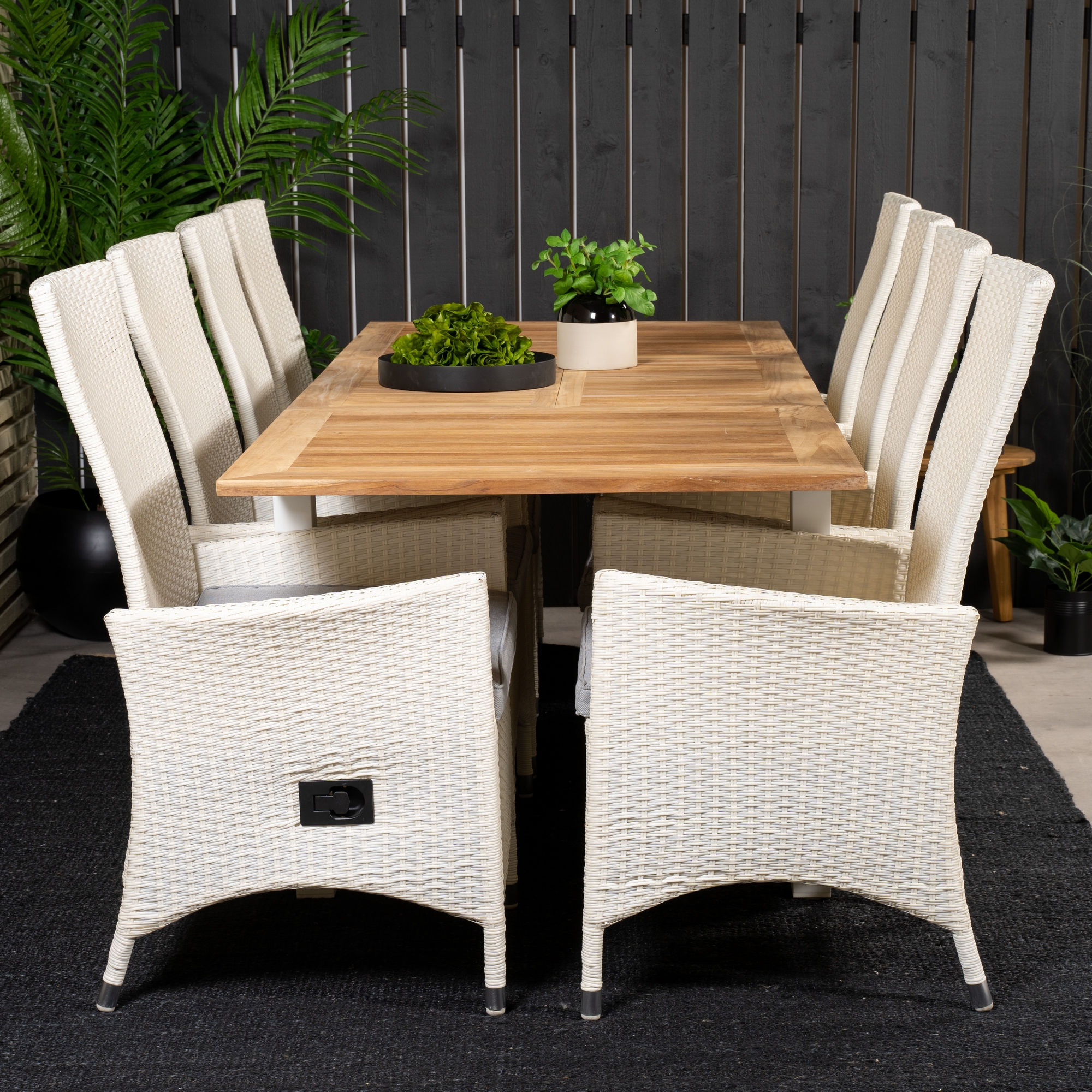 Matgrupp Utomhus Venture Home Perla 160/240 med 8 Pishi KarmTrädgårdsstolar