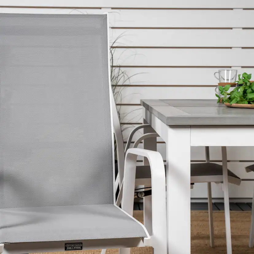 Matgrupp Venture Home Aleyna 152/210 med 4 Copacabana Stolar