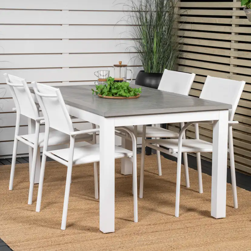 Matgrupp Venture Home Aleyna 152/210 med 4 Siri Karmstolar