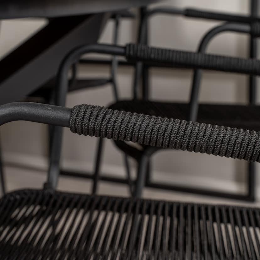 Matgrupp Venture Home Meya Ø140 med 6 Leon Karmstolar