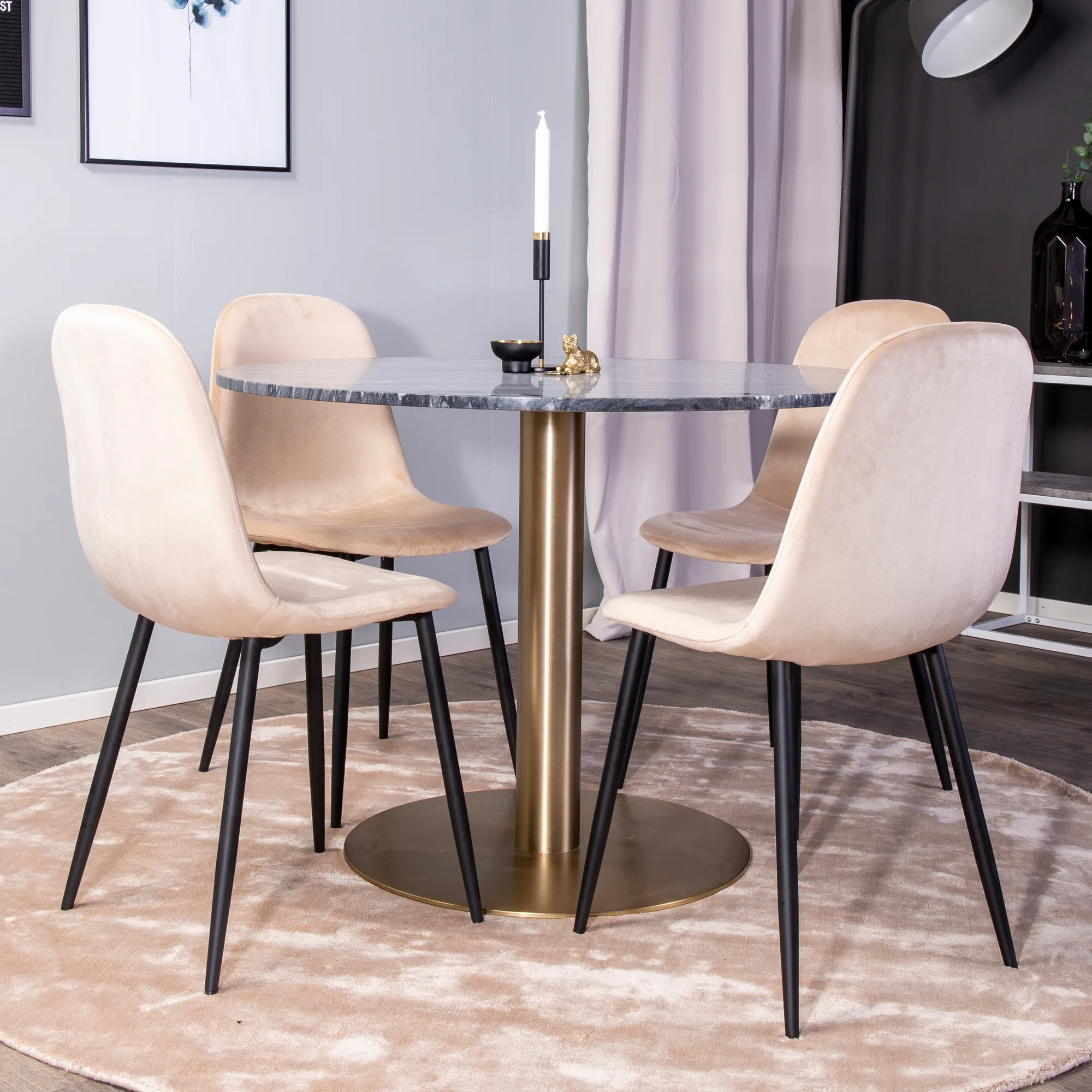 Matgrupp Venture Home Estelle Rund med 4 Pobbie Stolar Sammet