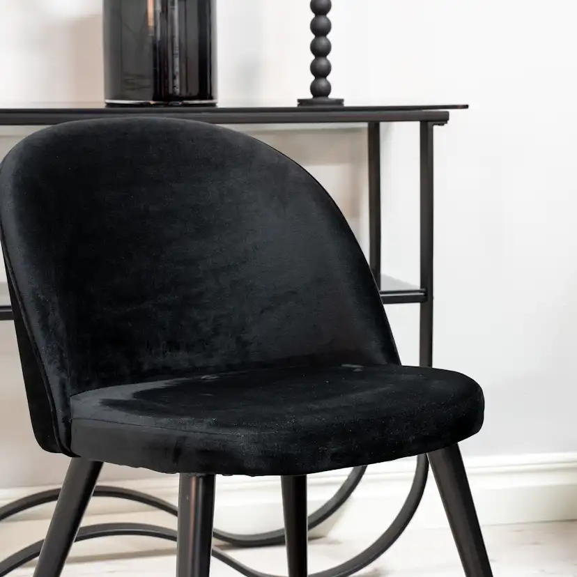 Matgrupp furniture/fashion Copenhagen med 6 Valentina Stolar