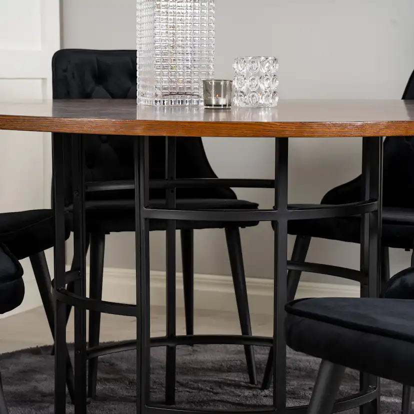 Matgrupp furniture/fashion Copenhagen med 6 Vera Stolar