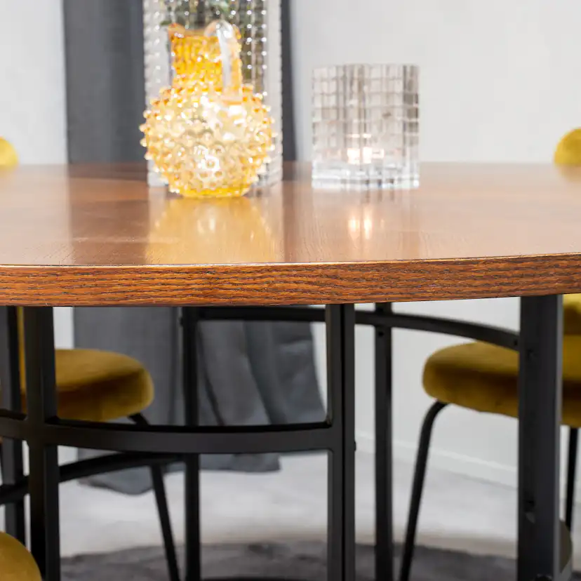 Matgrupp Venture Home Copenhagen med 4 Limhamn Light Guld Stolar