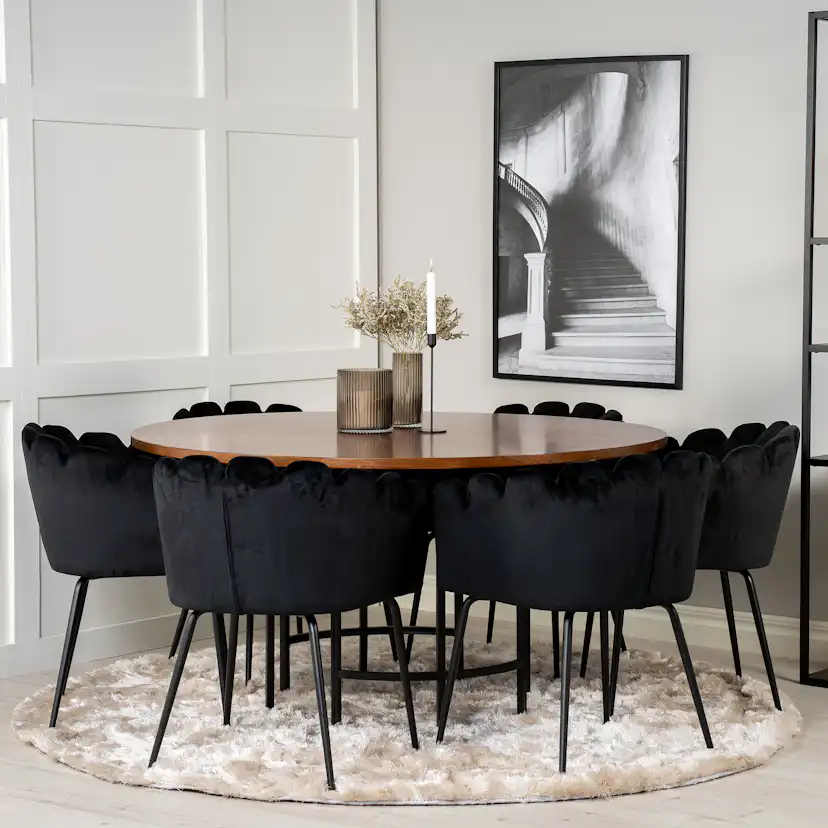 Matgrupp furniture/fashion Copenhagen med 6 Svarta Limhamn Stolar