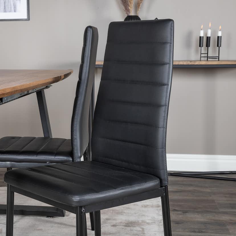 Matgrupp Venture Home Ina med 4 Sly Stolar Konstläder