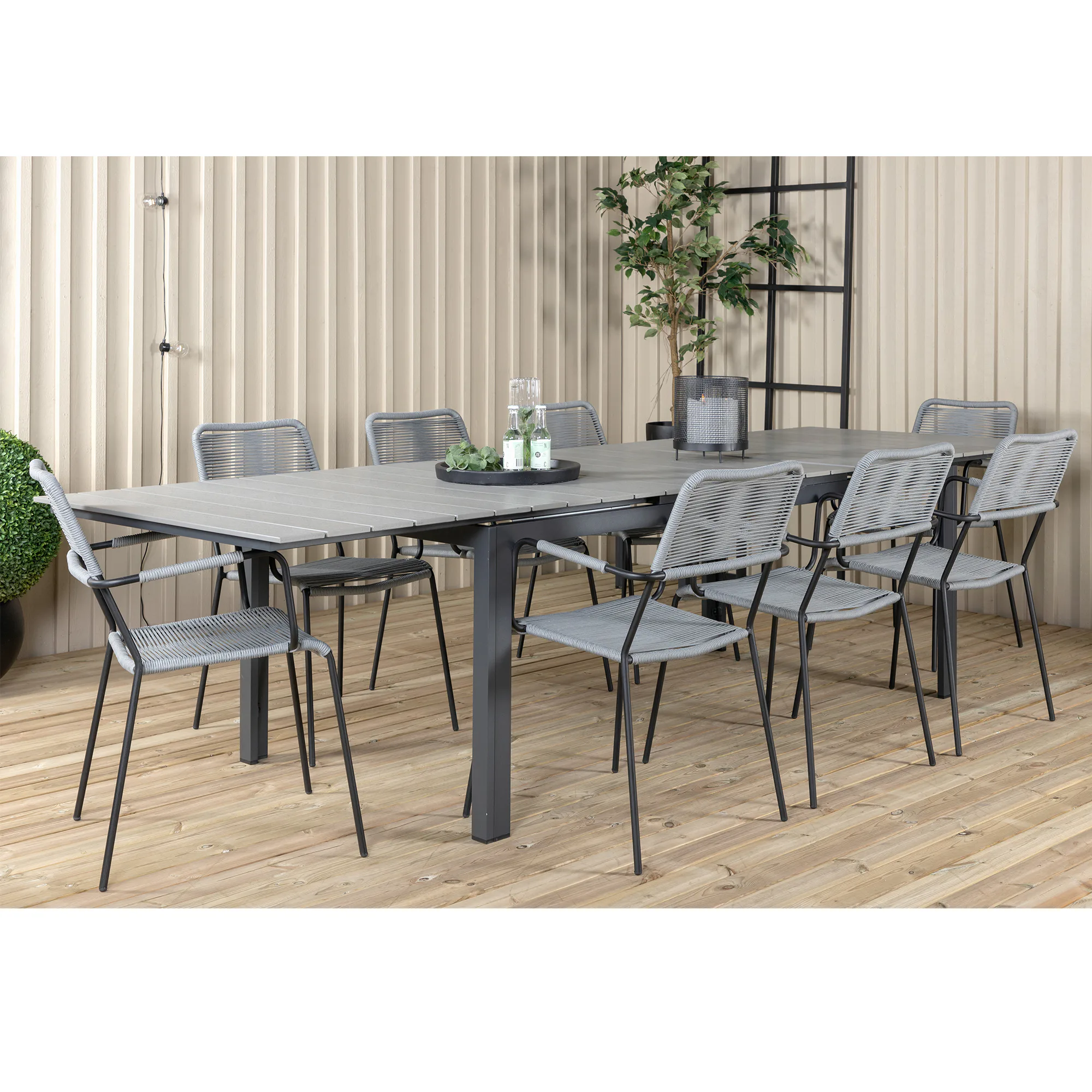 Matgrupp Venture Home Lova 224 med 8 Leon Matstolar