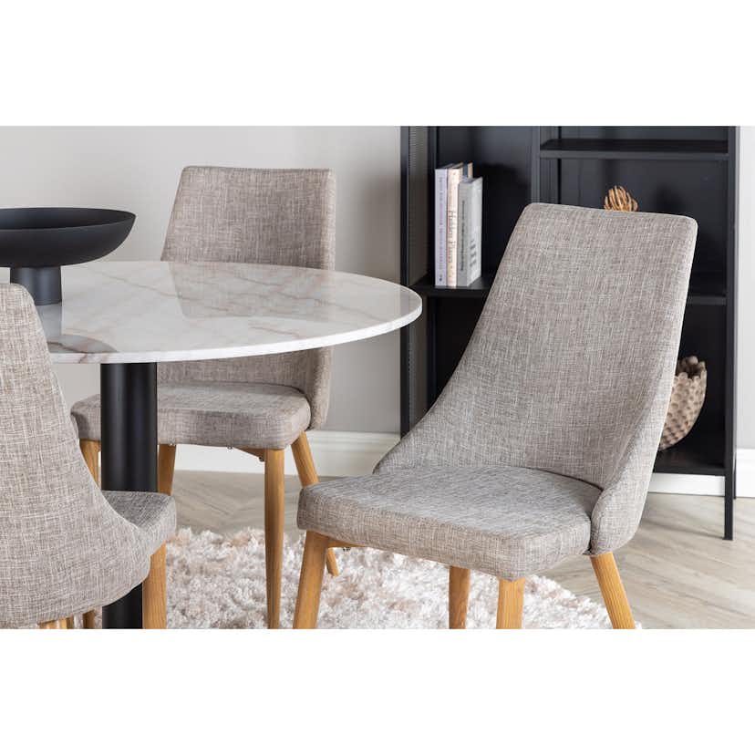 Matgrupp Venture Home Estelle med 4 Leone stolar