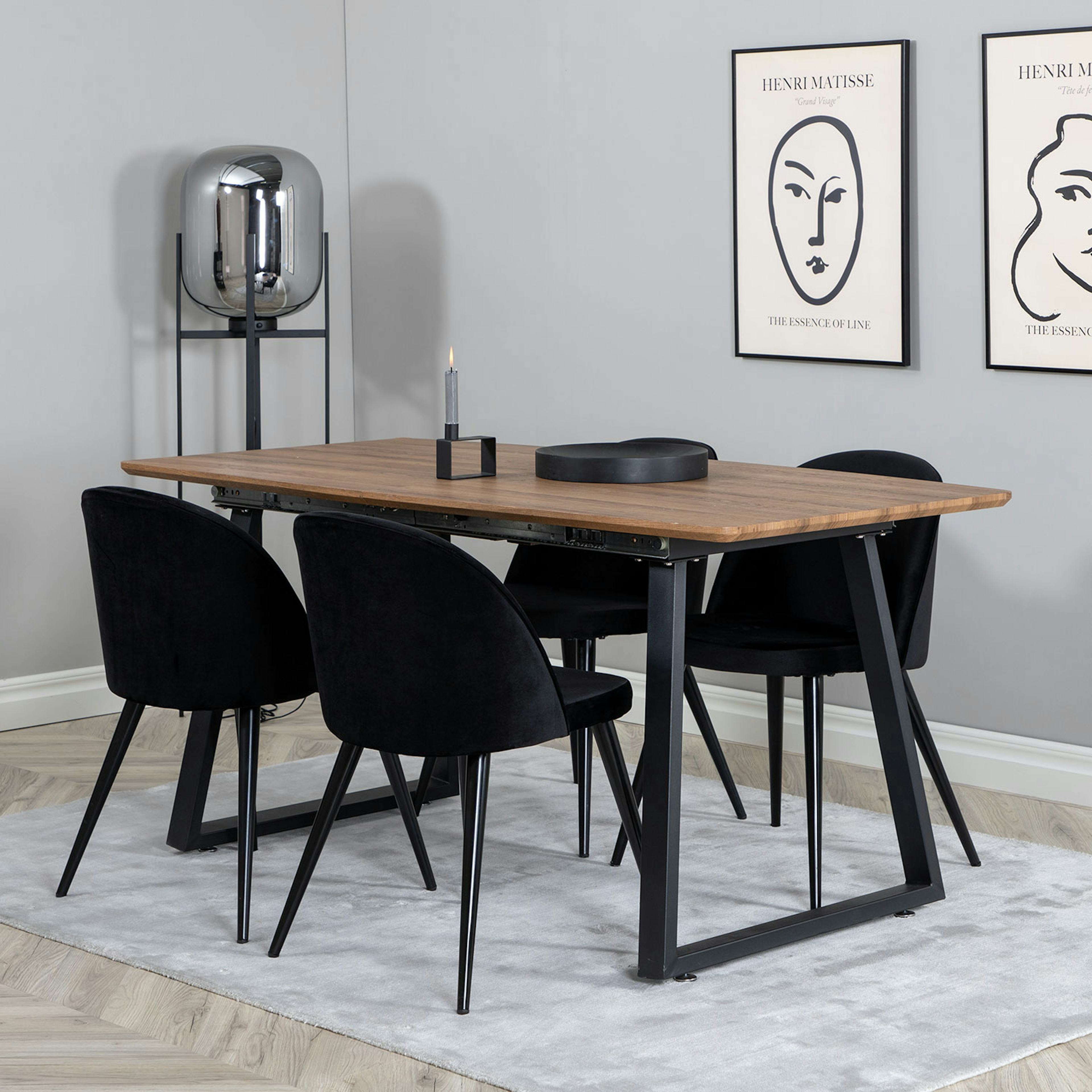 Matgrupp Venture Home Inca med 4 Velvet stolar