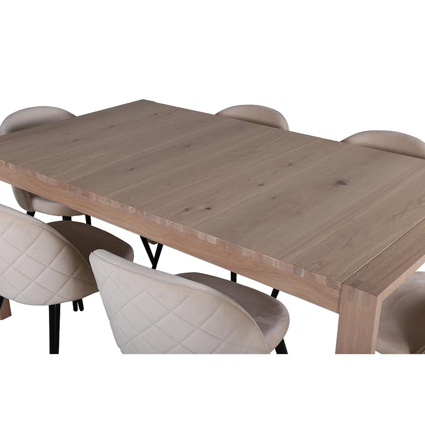 Matgrupp Venture Home Shy med 6 Valentina Stitcthes Stolar Sammet