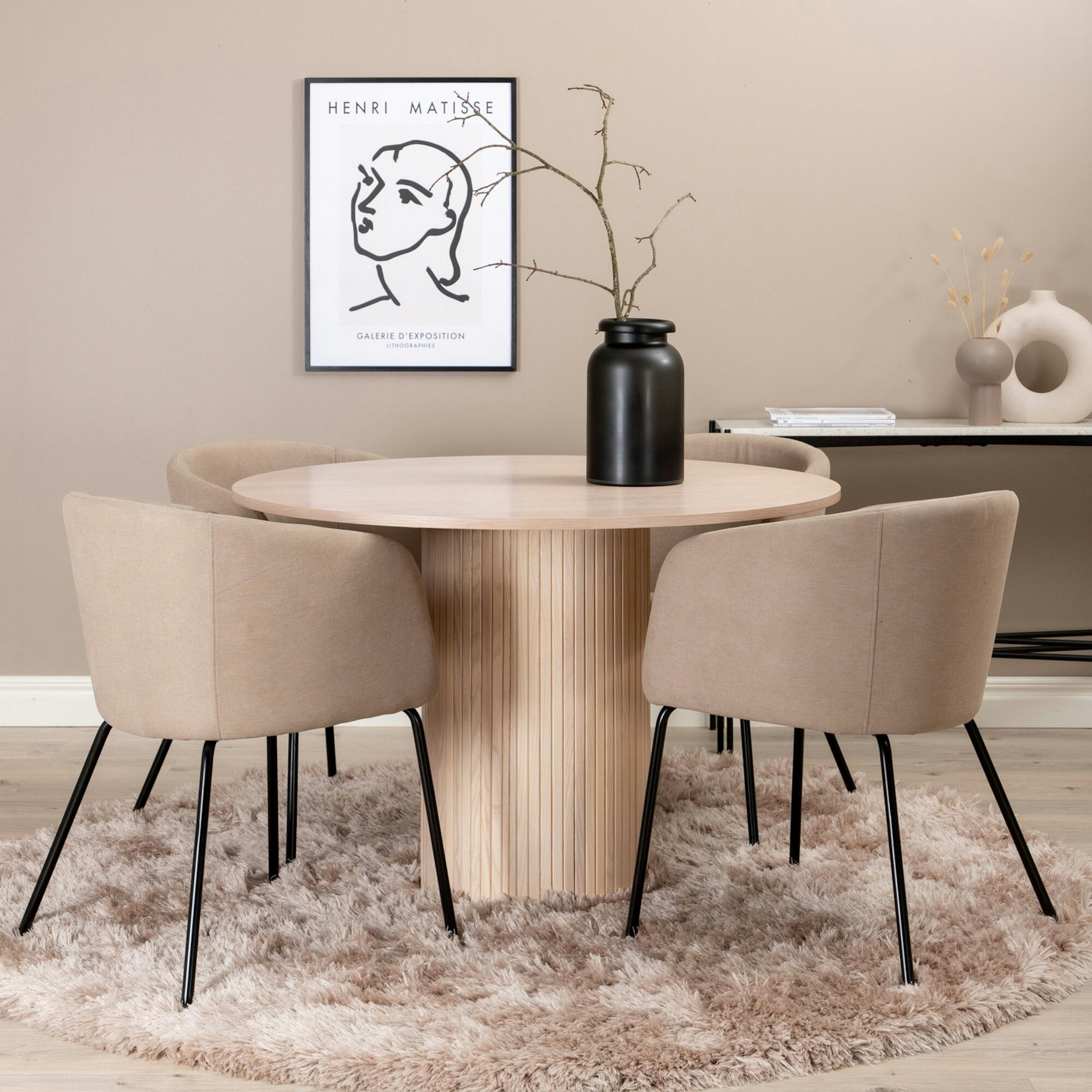 Matgrupp Venture Home Bianca Rund med 4 Bergen Stolar Polyester