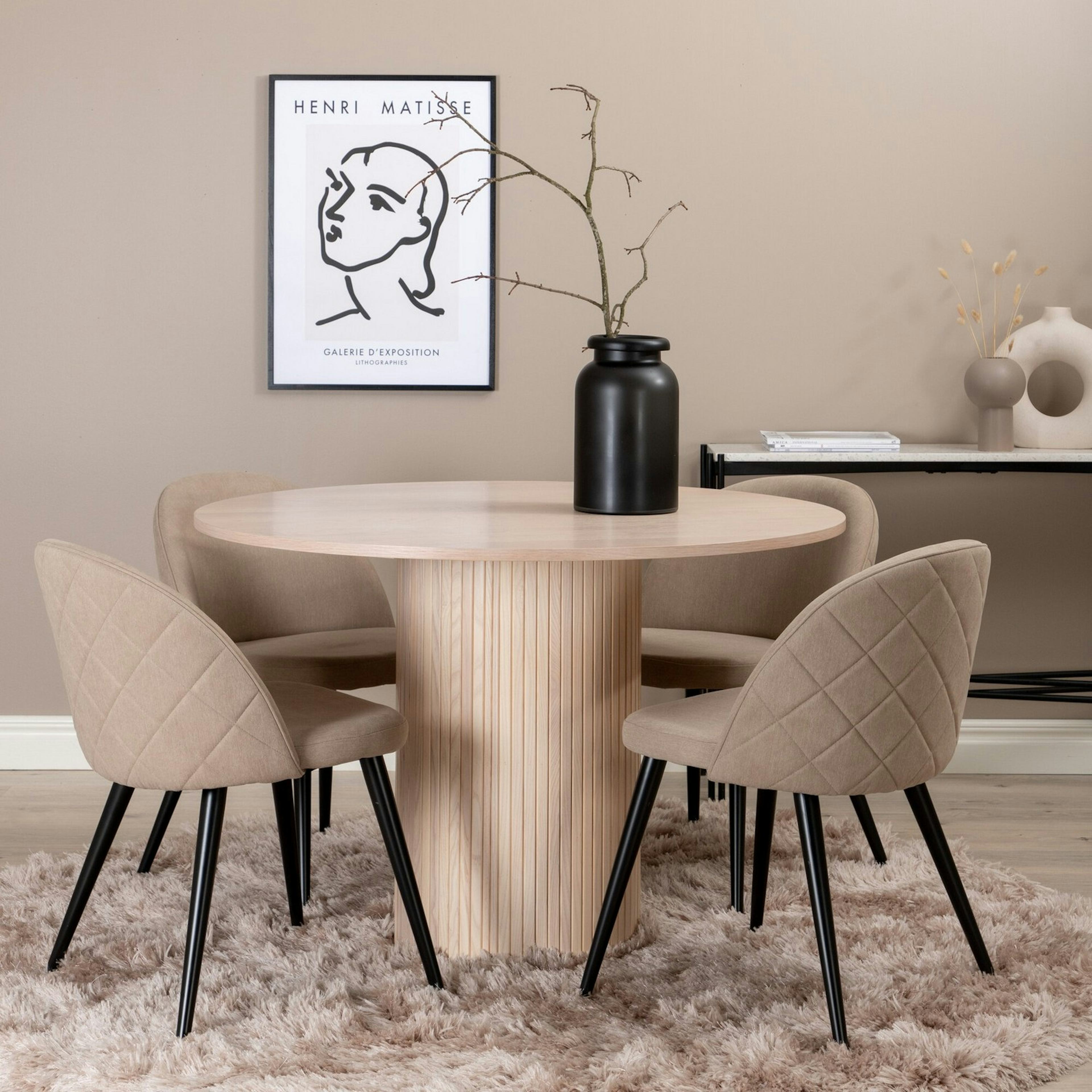 Matgrupp Venture Home Bianca Rund med 4 Valentina Stitcthes Stolar Polyester