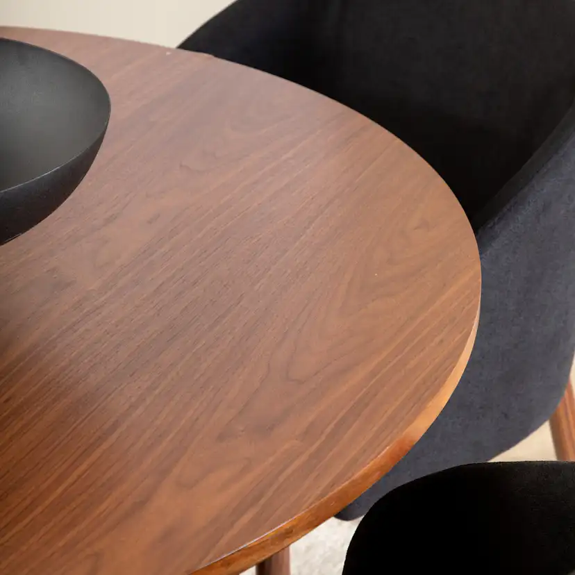 Matgrupp Venture Home med Bianca Matbord och 4 Archie Matstolar