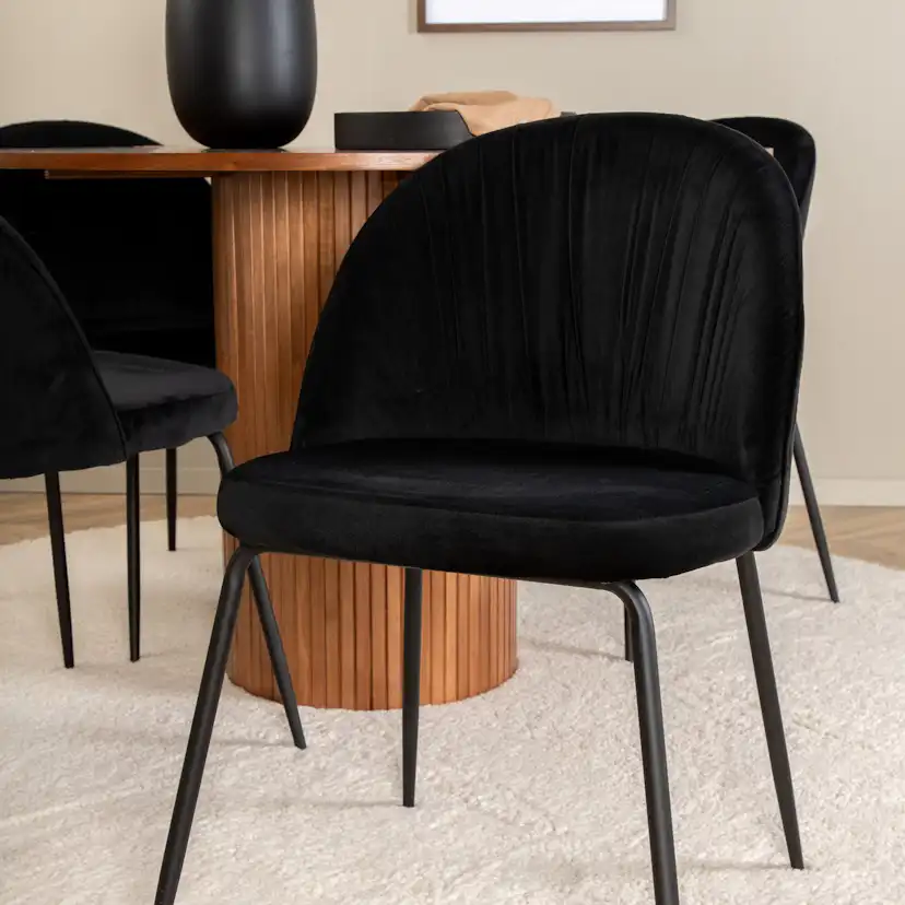 Matgrupp Venture Home med Bianca Matbord och 4 Wrigley Matstolar