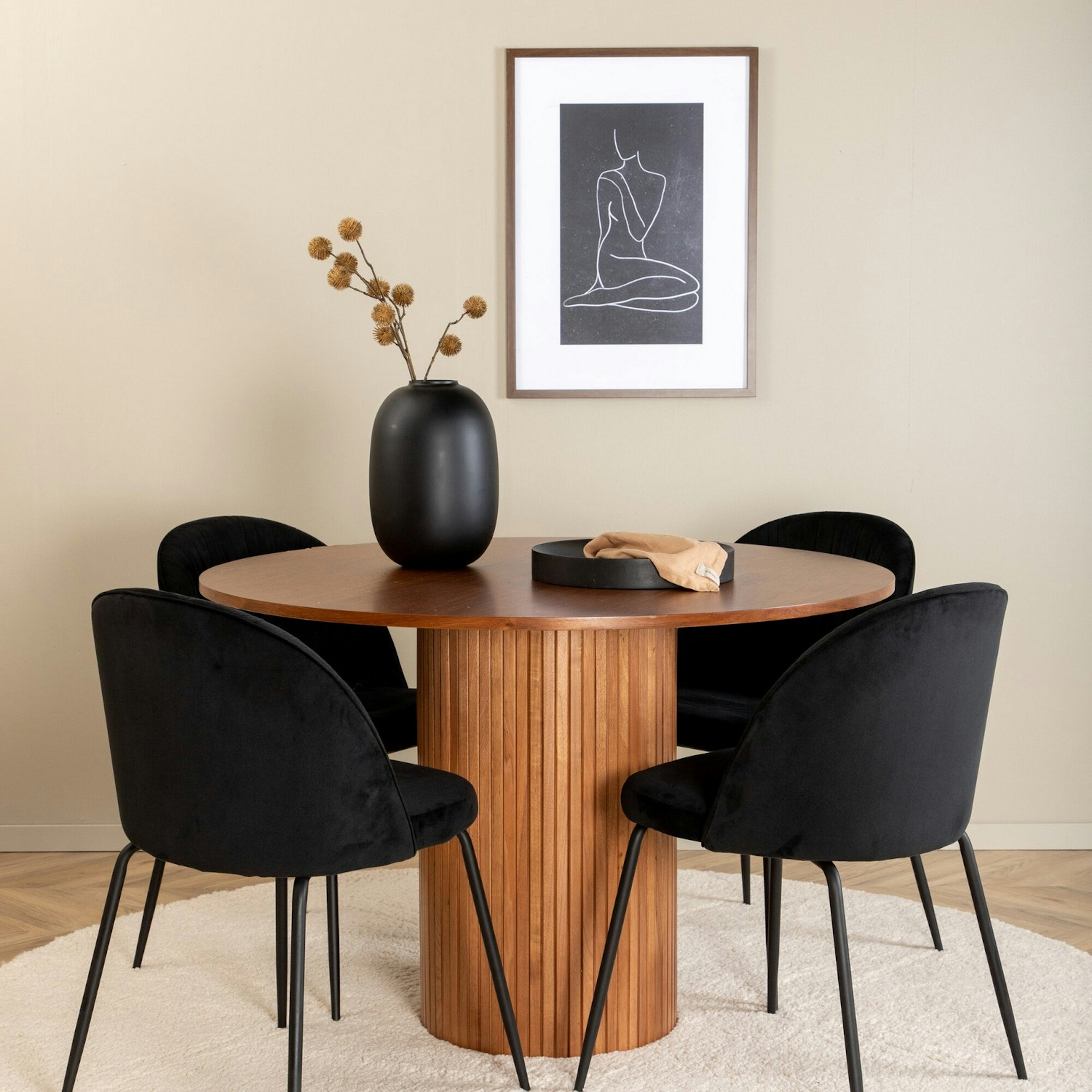 Matgrupp Venture Home med Bianca Matbord och 4 Wrigley Matstolar