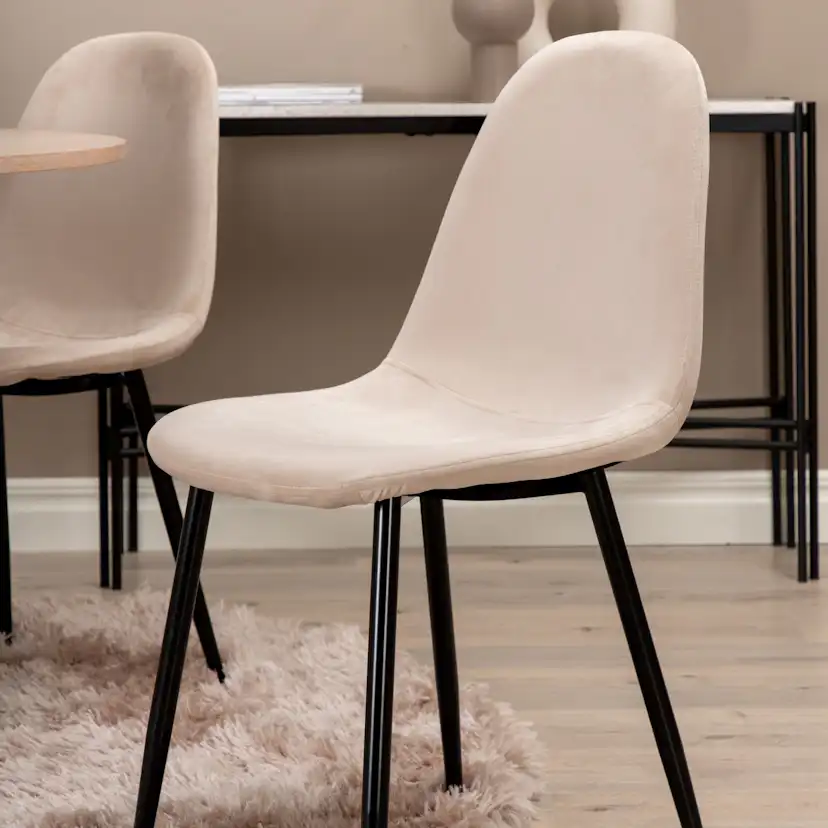 Matgrupp Venture Home Bianca Rund Benvit med 4 Pobbie Stolar