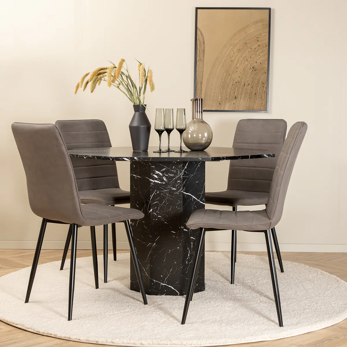 Matgrupp Venture Home Monte Carlo matbord och Walerina matstol