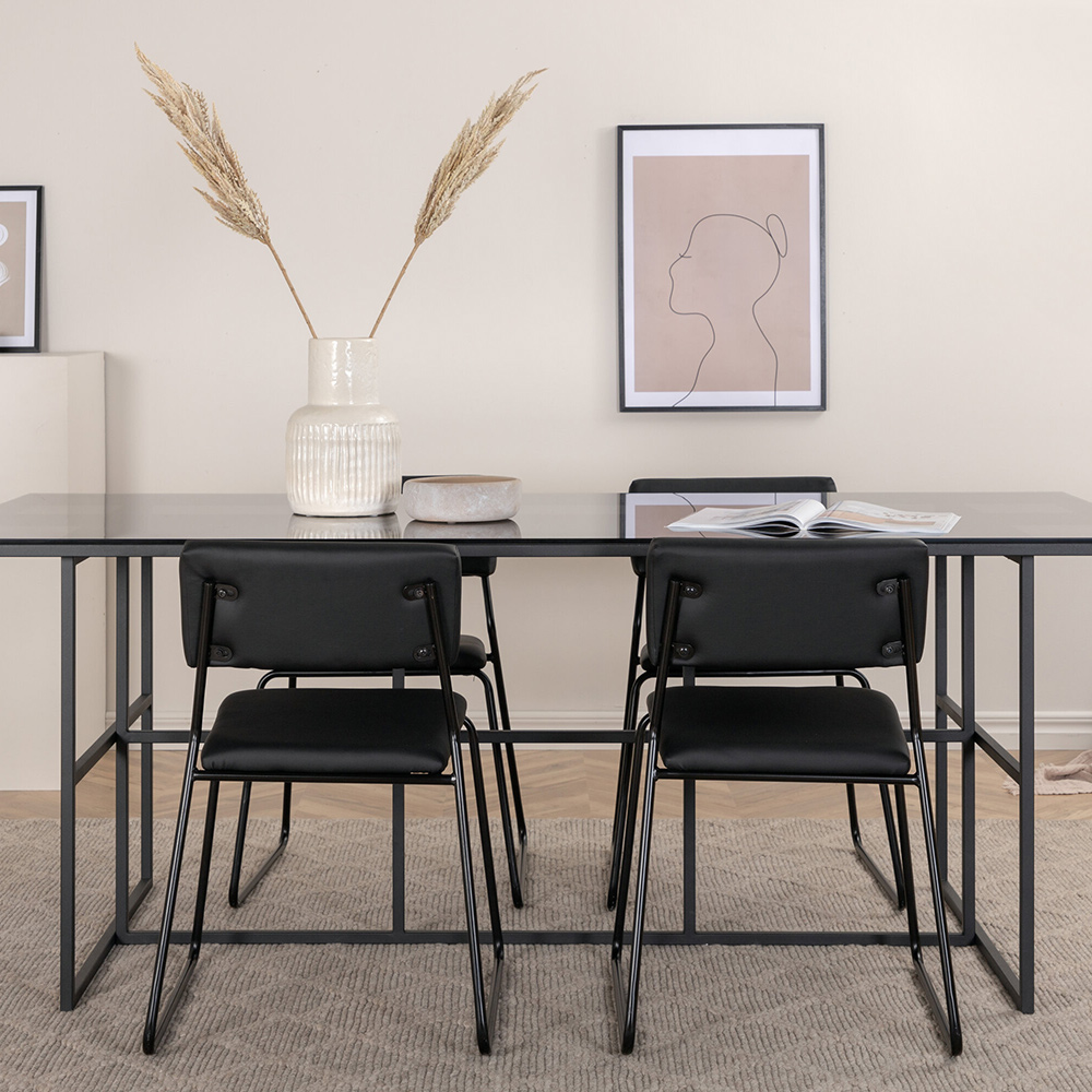 Matgrupp Venture Home Lund matbord och Kungshamn matstol