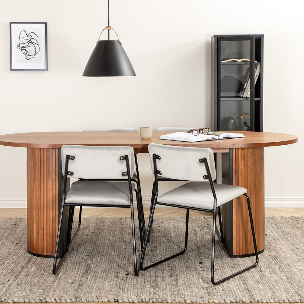 Matgrupp Venture Home Bianca med 4 Kungshamn Stolar Sammet