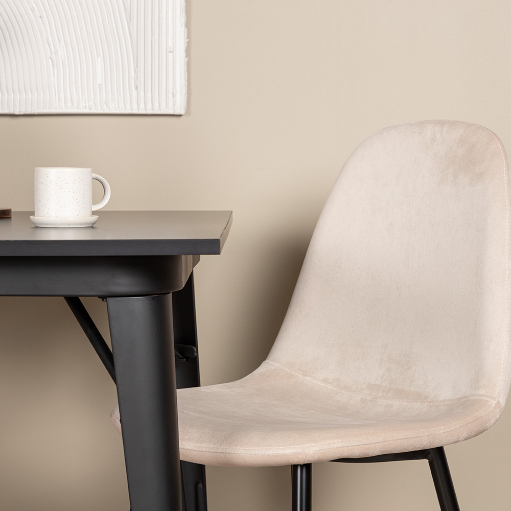 Matgrupp Venture Home Tempe med 2 Polar Stolar Sammet