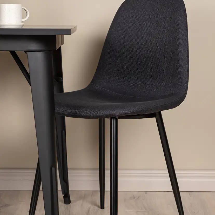 Matgrupp Venture Home Tempe med 2 Polar Stolar