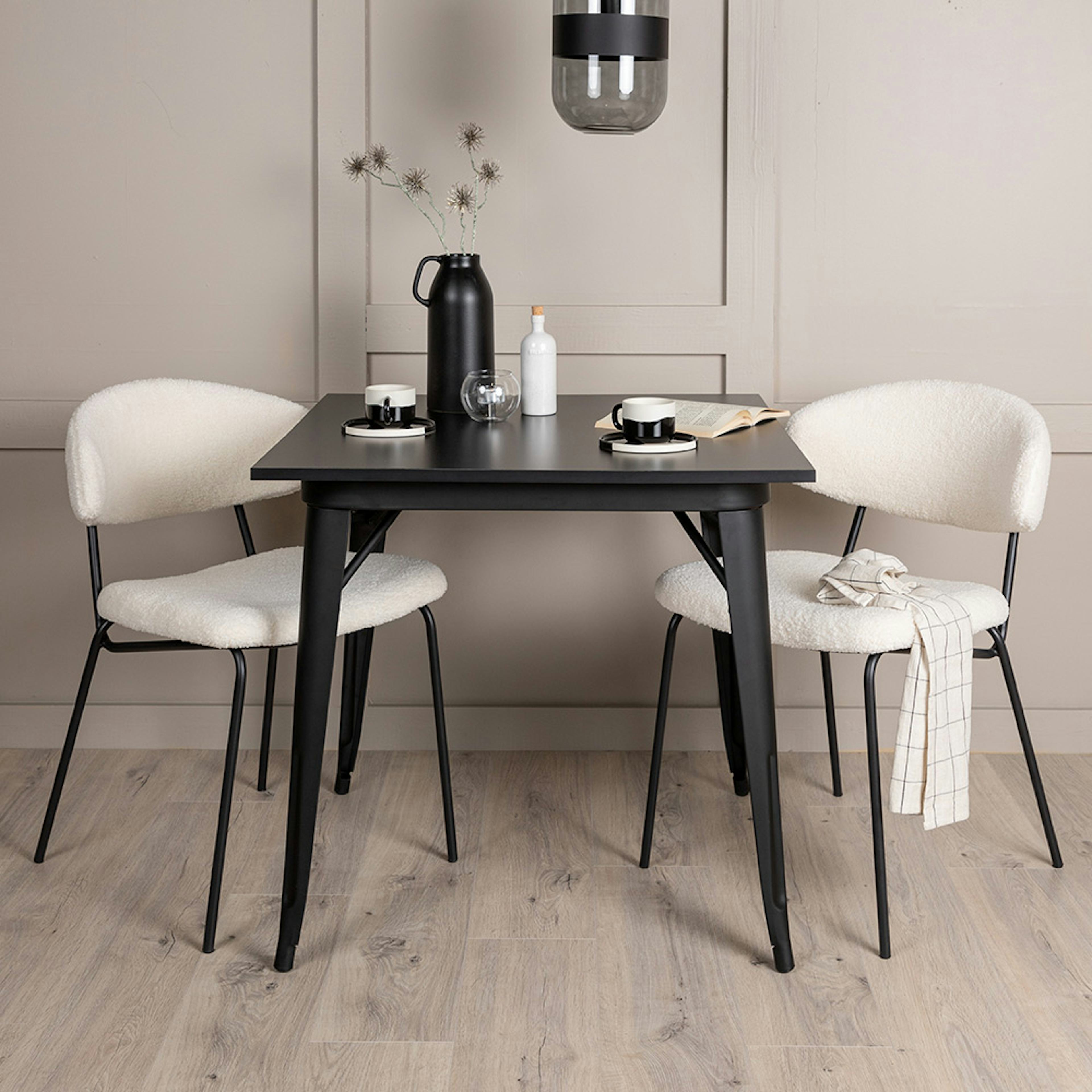 Matgrupp Venture Home Tempe med 2 Chico Stolar