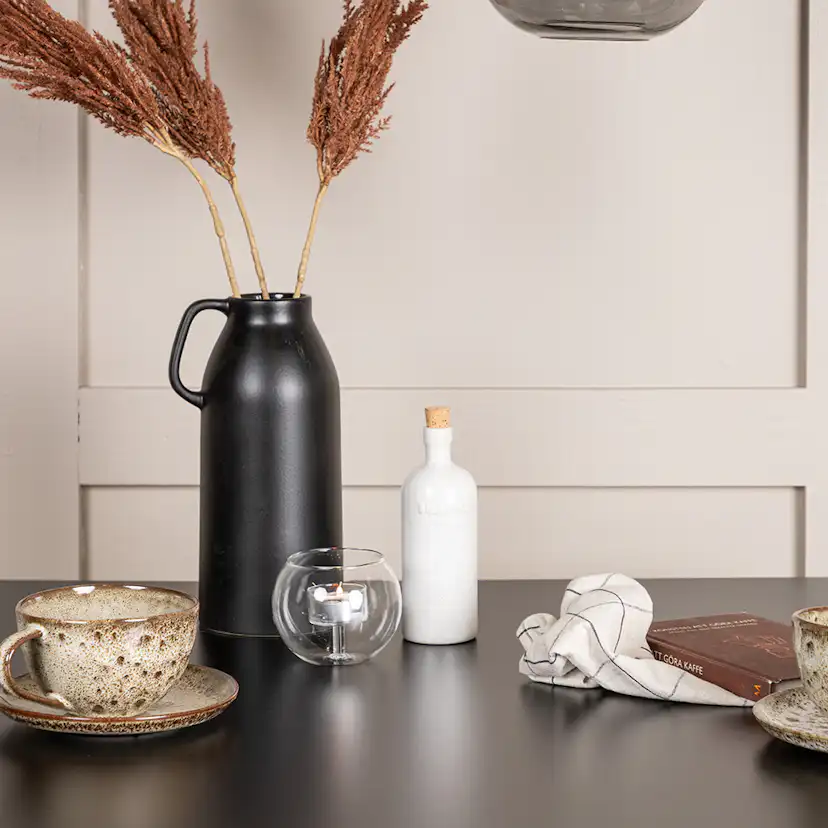 Matgrupp Venture Home Tempe med 2 Tempe Stolar