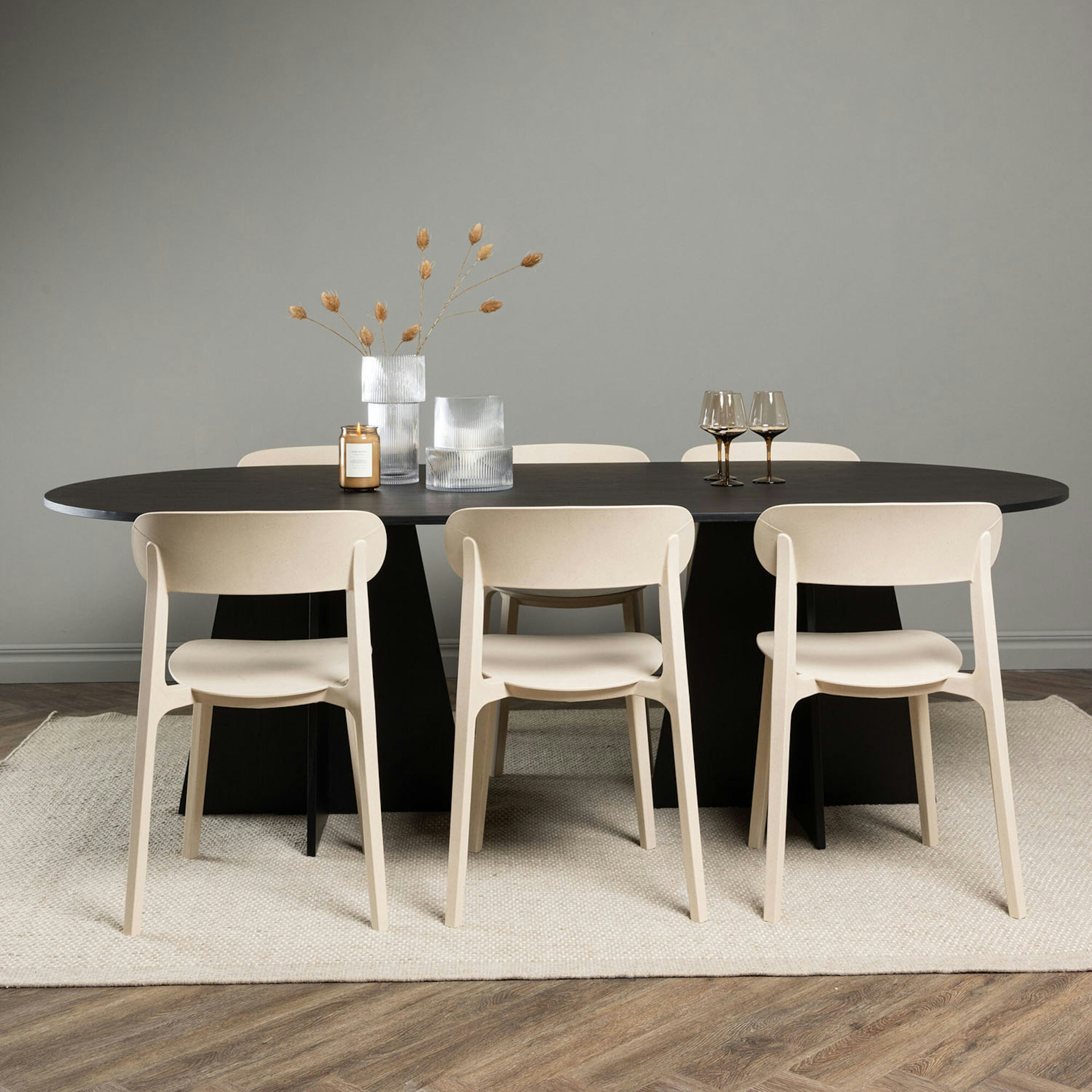 Matgrupp Venture Home Bootcut Oval med 6 st Åstol