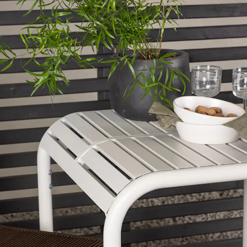 Cafégrupp Venture Home Borneo Bord med 2 Lindos Trädgårdsstolar Utomhus