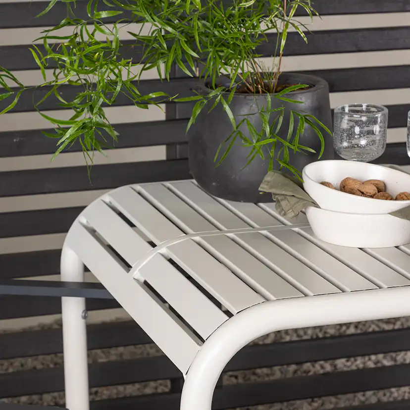 Cafégrupp Venture Home Borneo Bord med 2 Copacabana Stolar