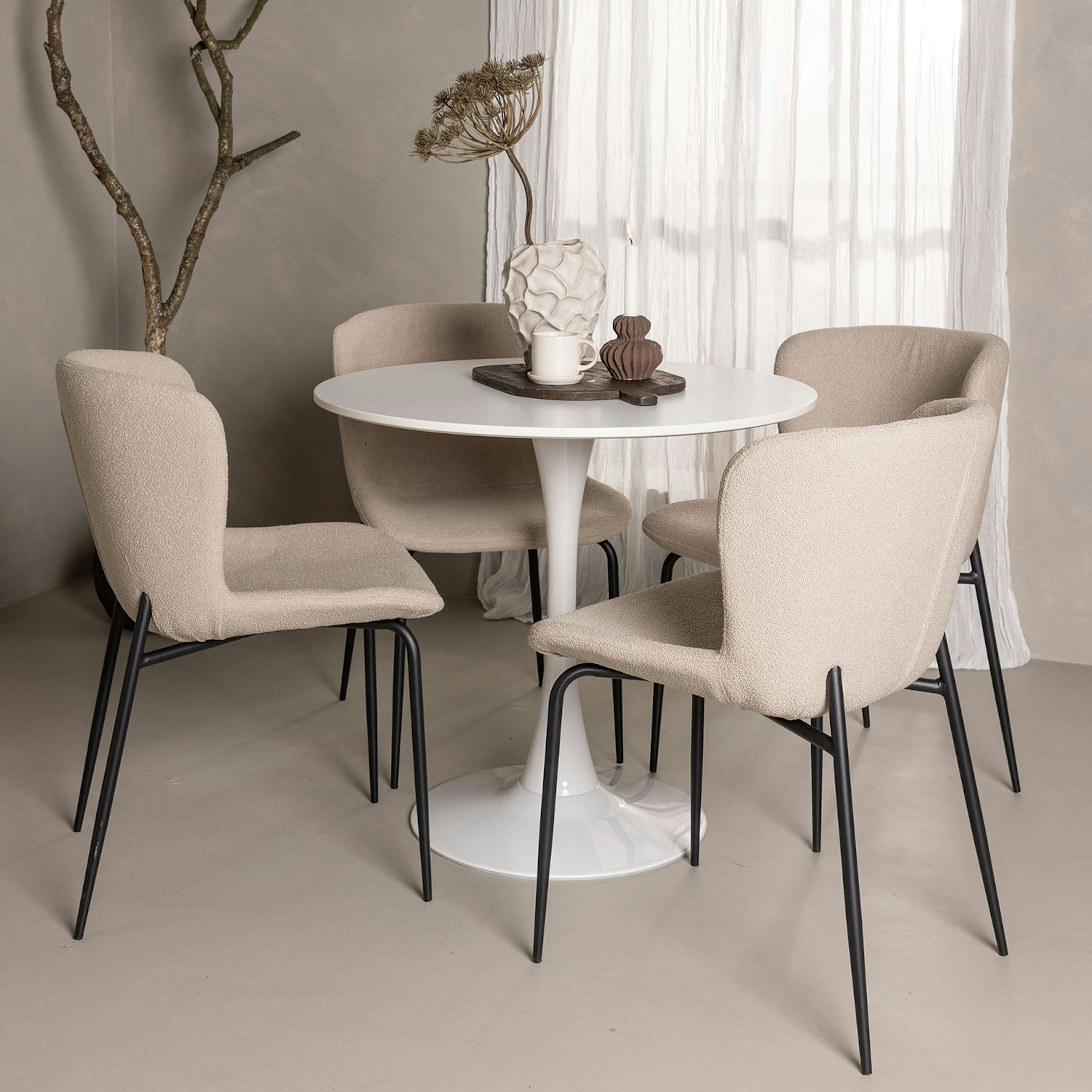 Matgrupp Venture Home Hamden Ø80 cm med 4 Modesto stolar