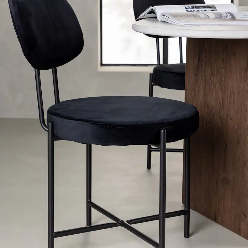 Matgrupp Venture Home Grönvik med 4 Stella Stolar