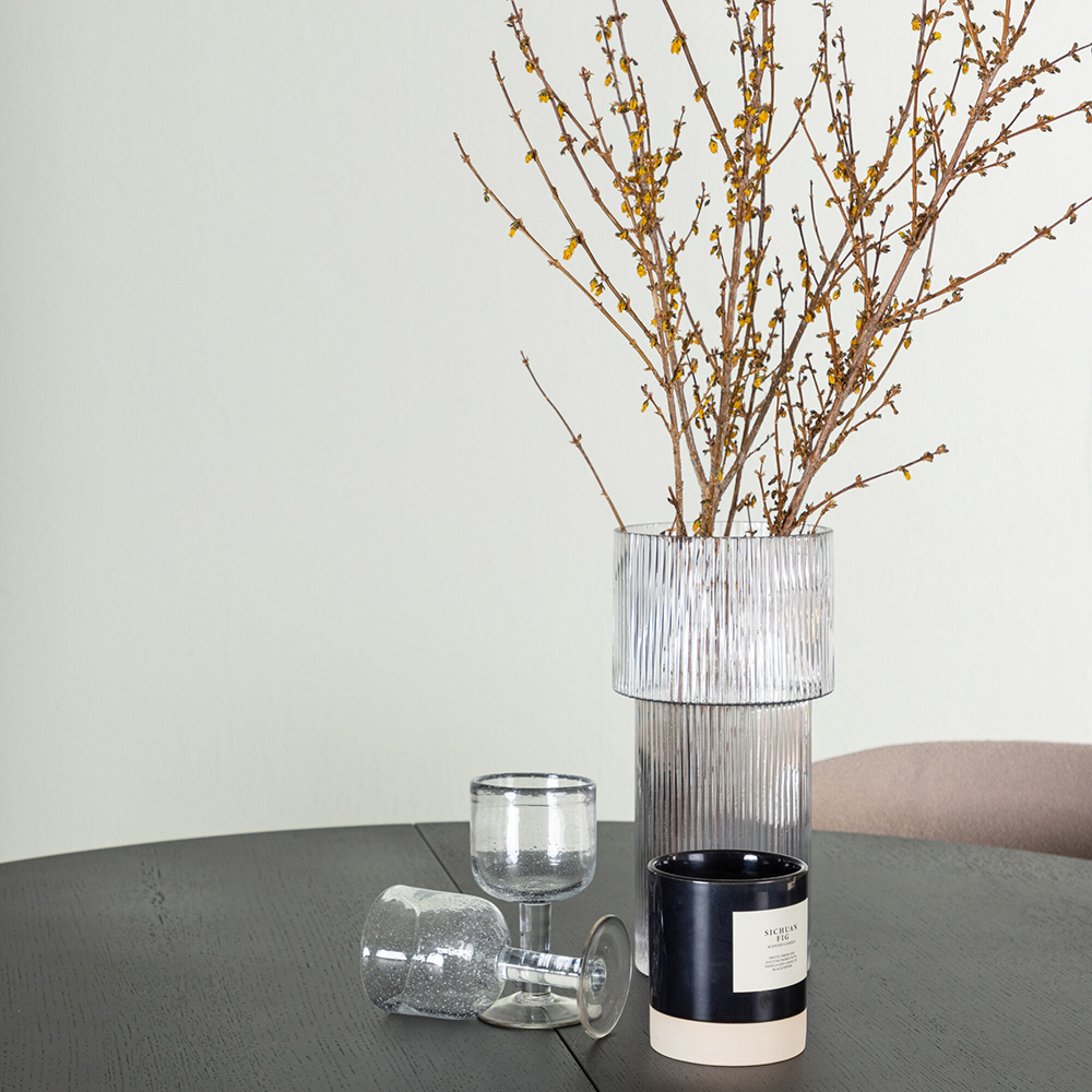 Matgrupp Venture Home Matilda med 4 Modesto Stolar