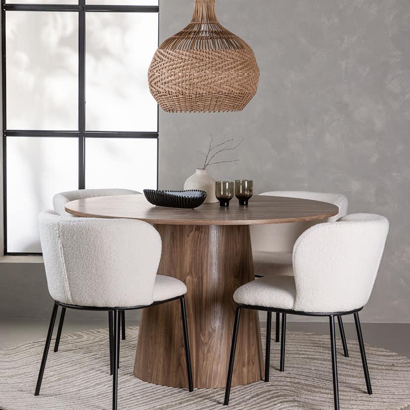 Matgrupp Venture Home Lanzo med 4 Edina Stolar