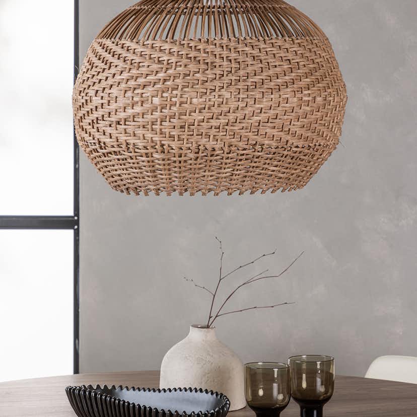 Matgrupp Venture Home Lanzo med 6 Tvist Stolar