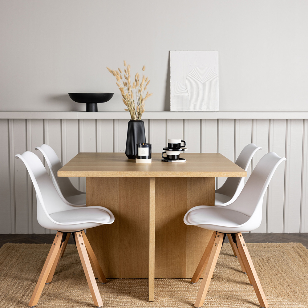 Matgrupp Venture Home Leo med 4 Zeno Stolar