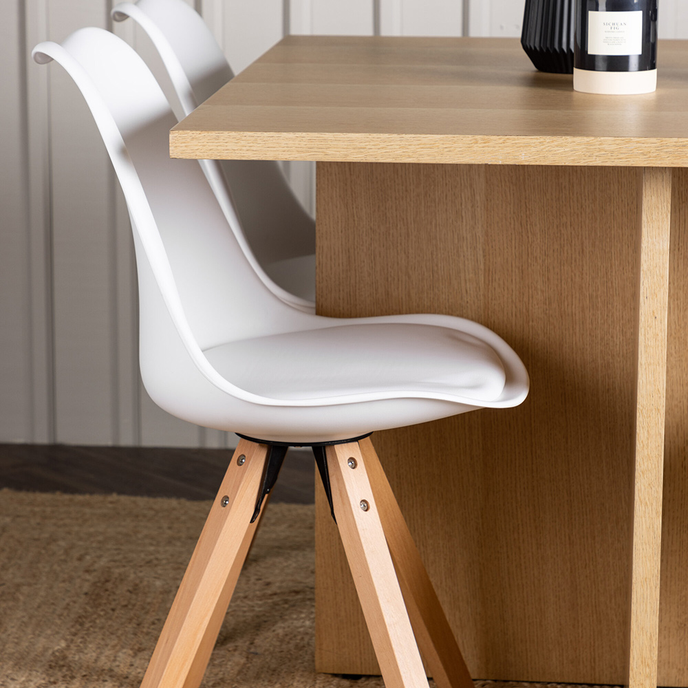 Matgrupp Venture Home Leo med 4 Zeno Stolar