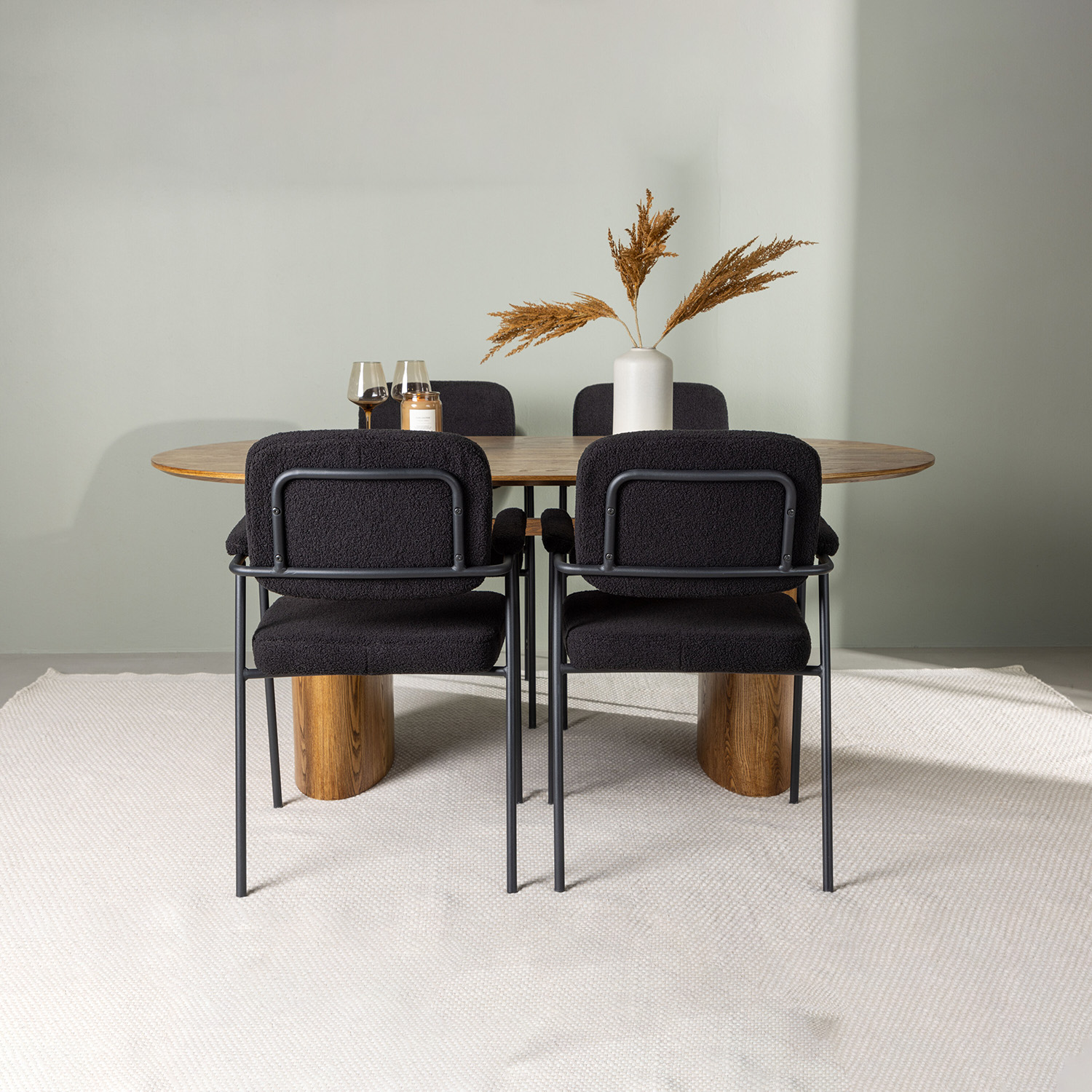 Matgrupp Venture Home Isolde med 4 Yesterday Stolar