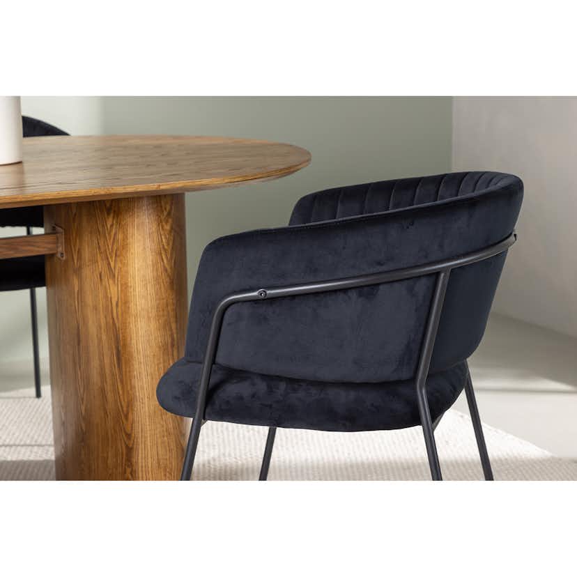 Matgrupp Venture Home Isolde med 4 Selma Stolar