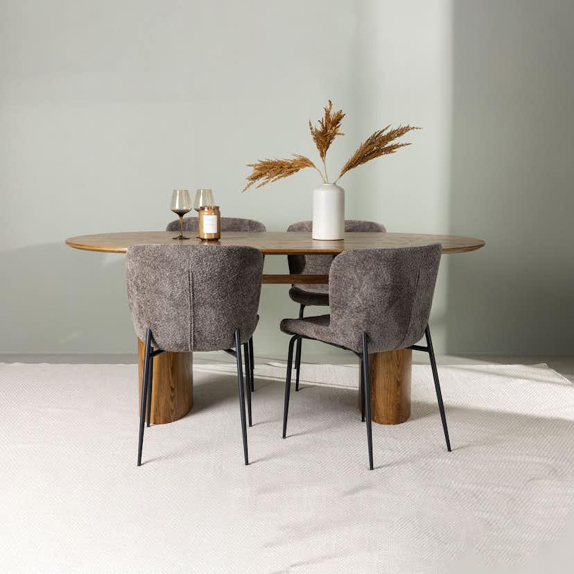 Matgrupp Venture Home Isolde med 4 Modesto Stolar