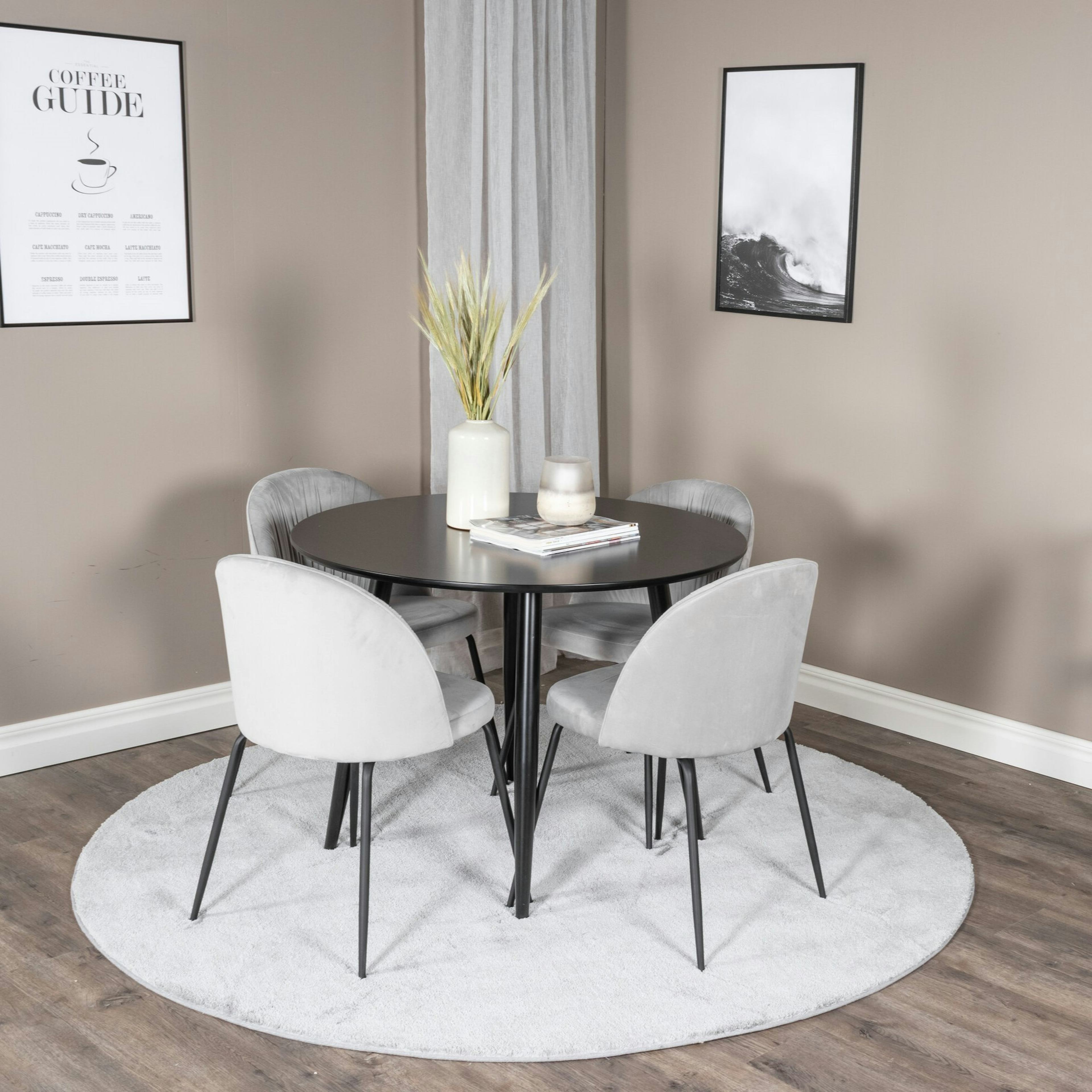 Matgrupp Venture Home Plaza med 4st Wrinkles Stolar