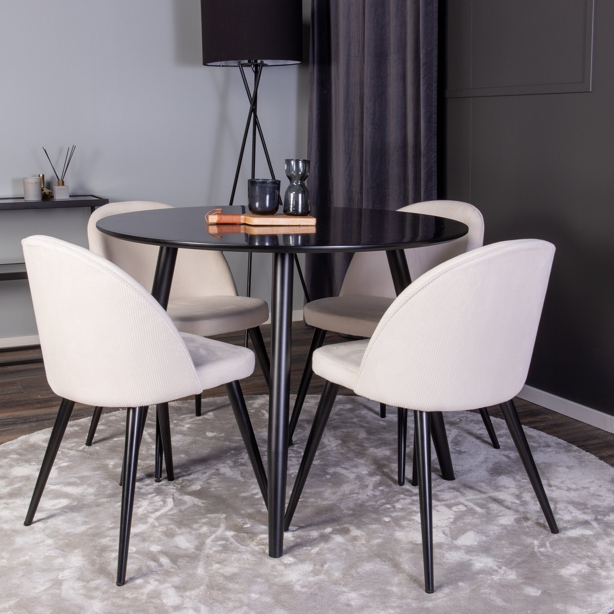 Matgrupp Venture Home Plaza med 4st Velvet Stolar