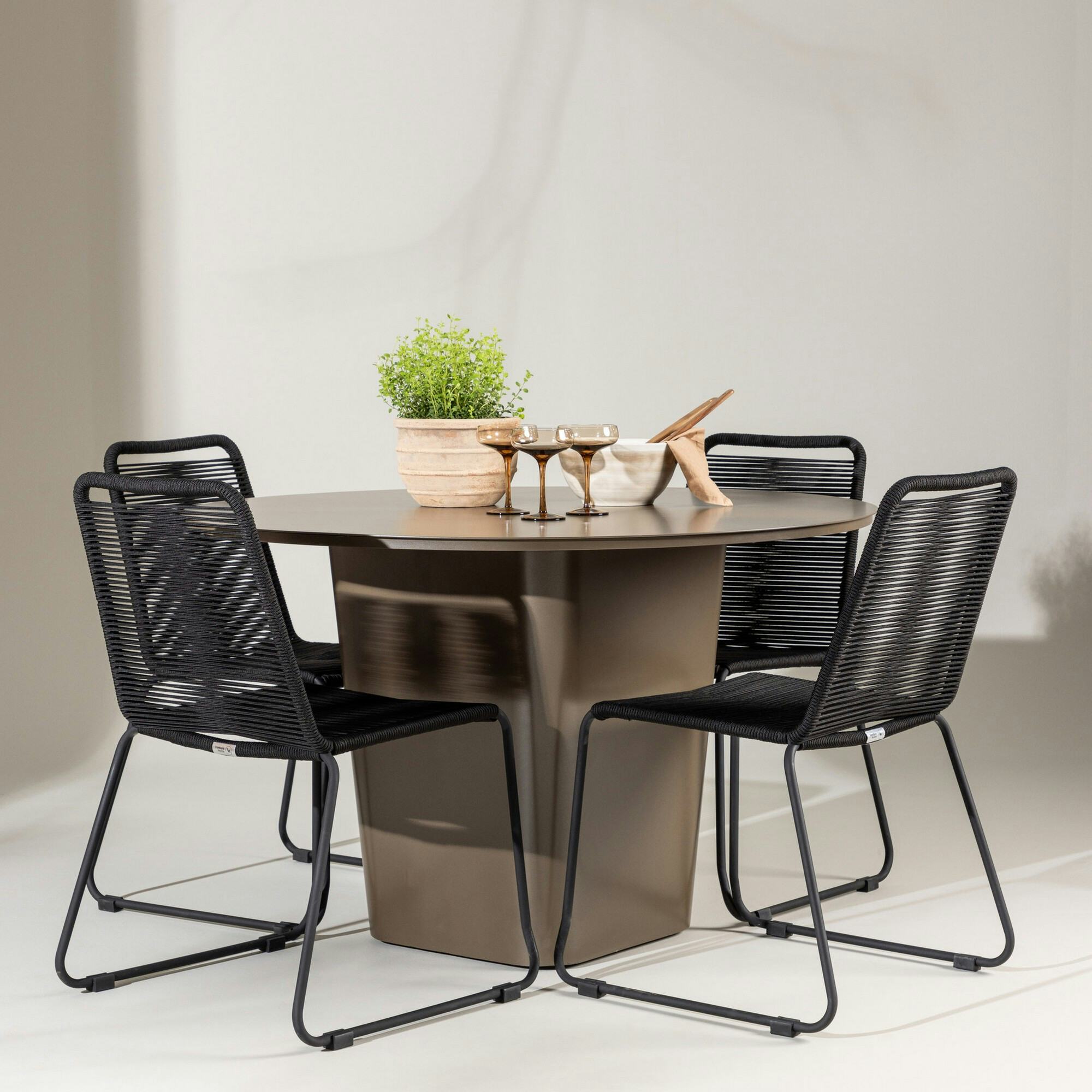 Trädgårdsgrupp Venture Home Santa Fe med 4 Lindos Trädgårdsstolar