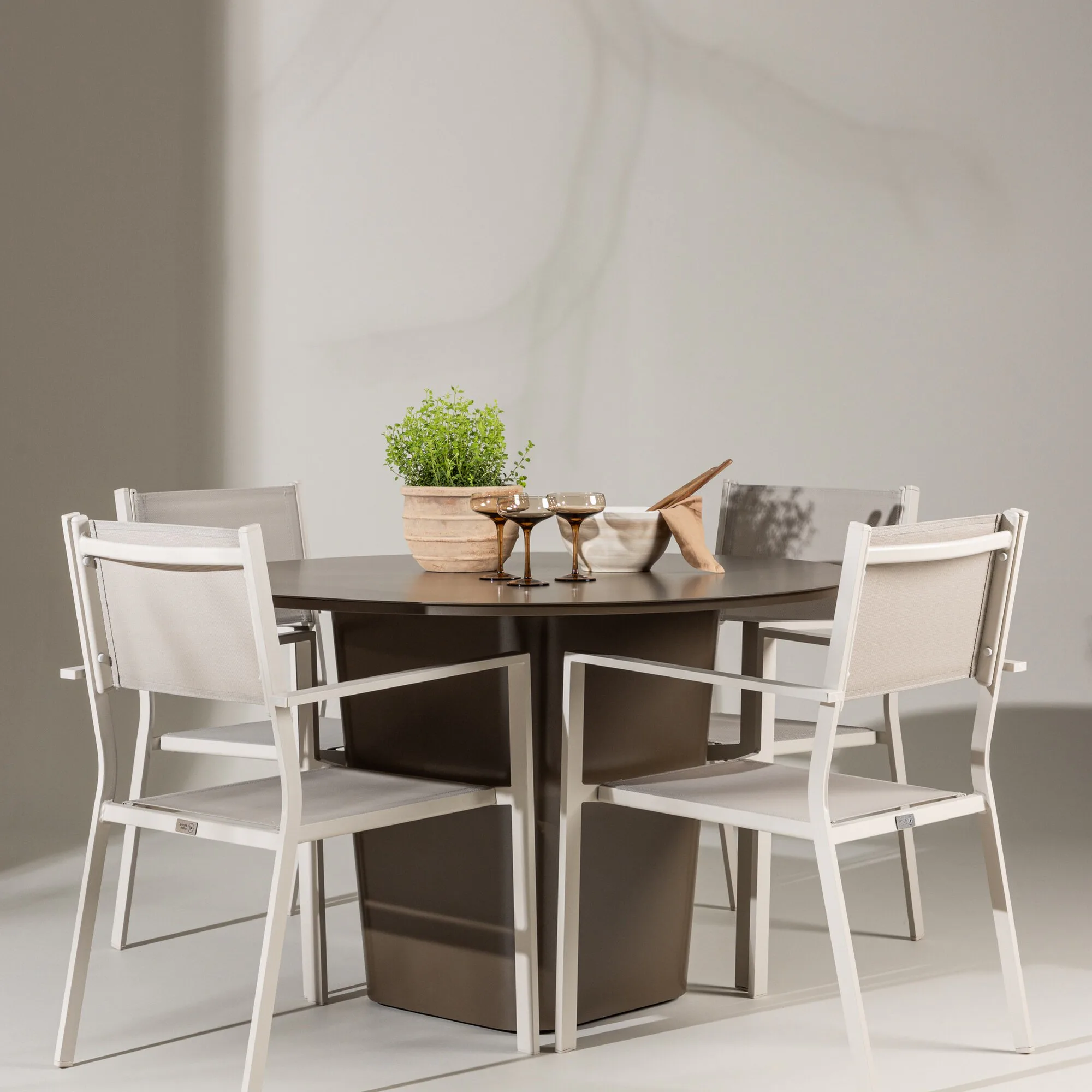 Trädgårdsgrupp Venture Home Santa Fe med 4 Copacabana Stolar