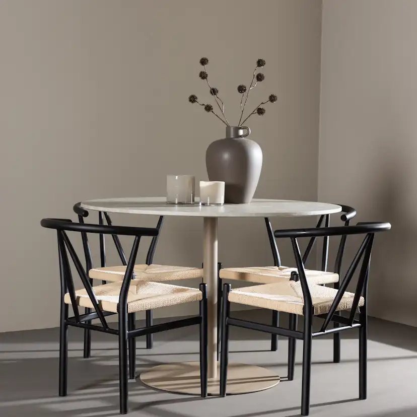 Matgrupp Venture Home Lycke Ø110 med 4 st Alfons Stolar