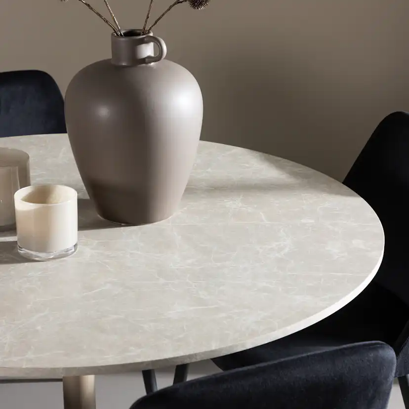 Matgrupp Venture Home Lycke Ø110 med 4 st Night Stolar