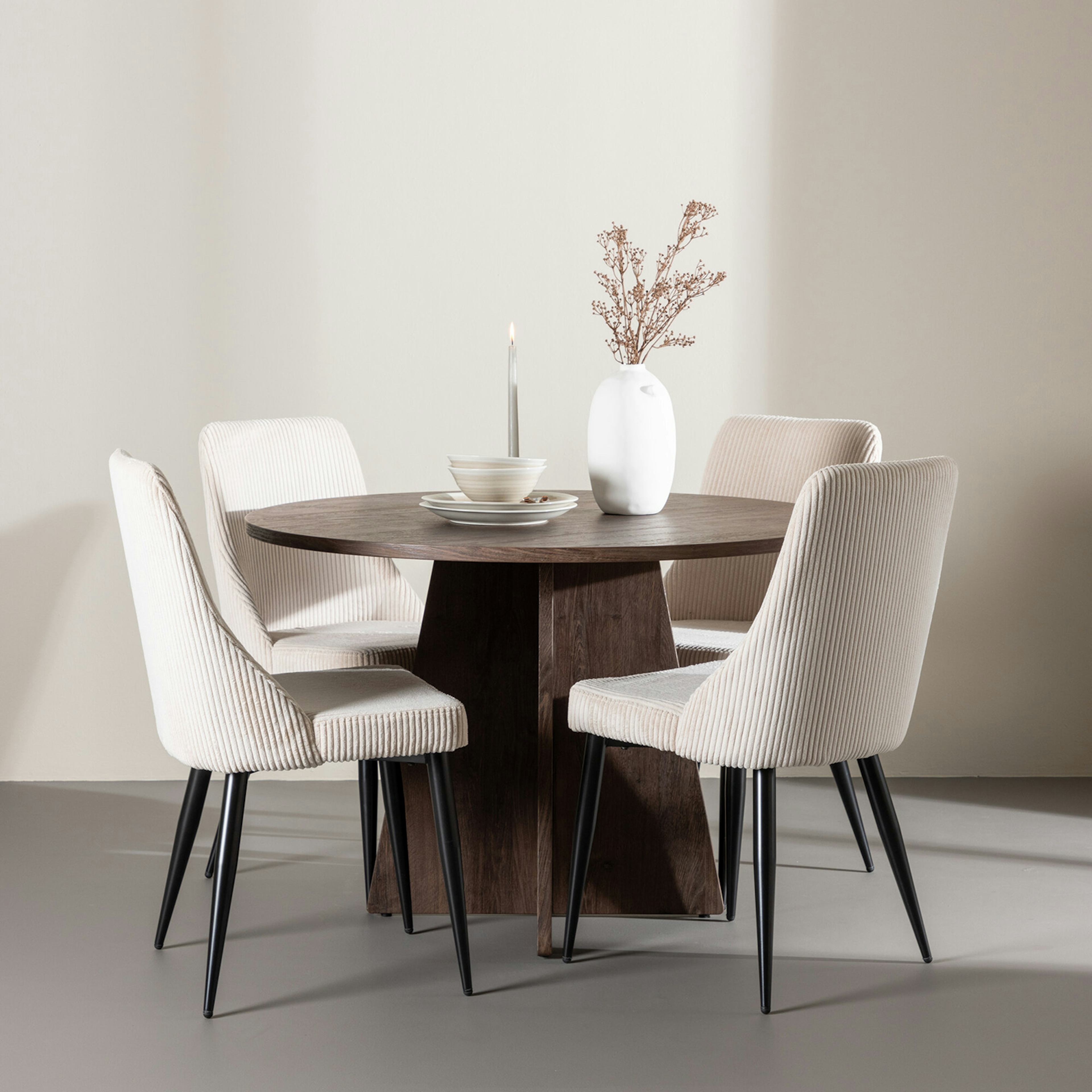 Matgrupp Venture Home Bootcut Ø110 med 4 st Leone Stolar