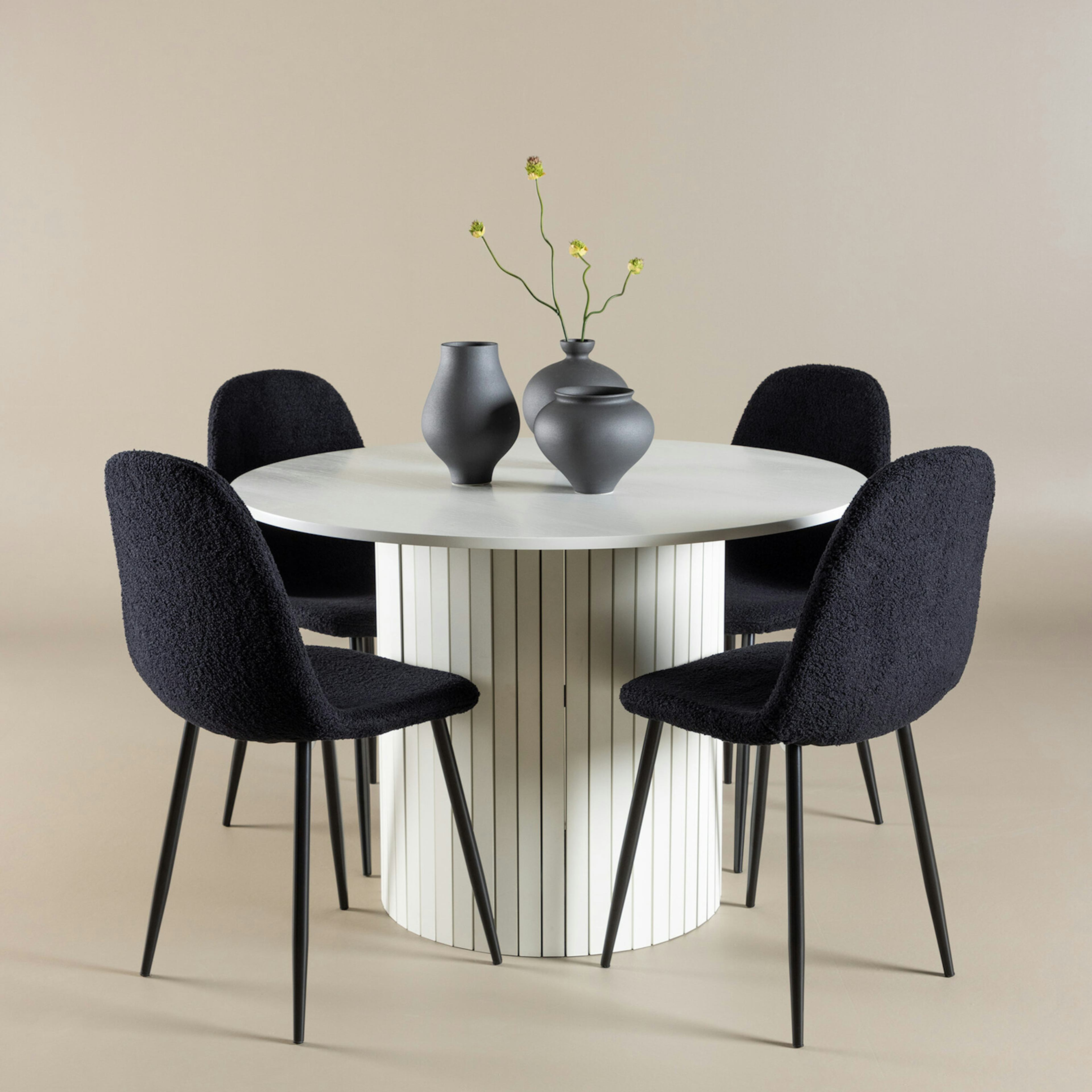 Matgrupp Venture Home Härön Ø110 med 4 st Polar Stolar Teddy