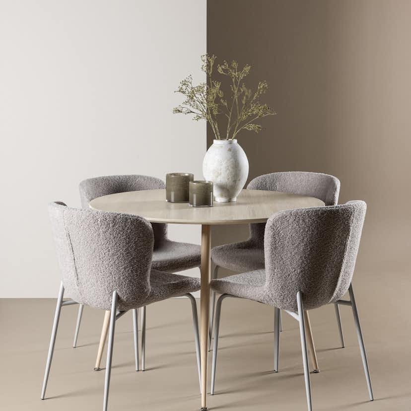 Matgrupp Venture Home Plaza Ø100 med 4 st Modesto Stolar