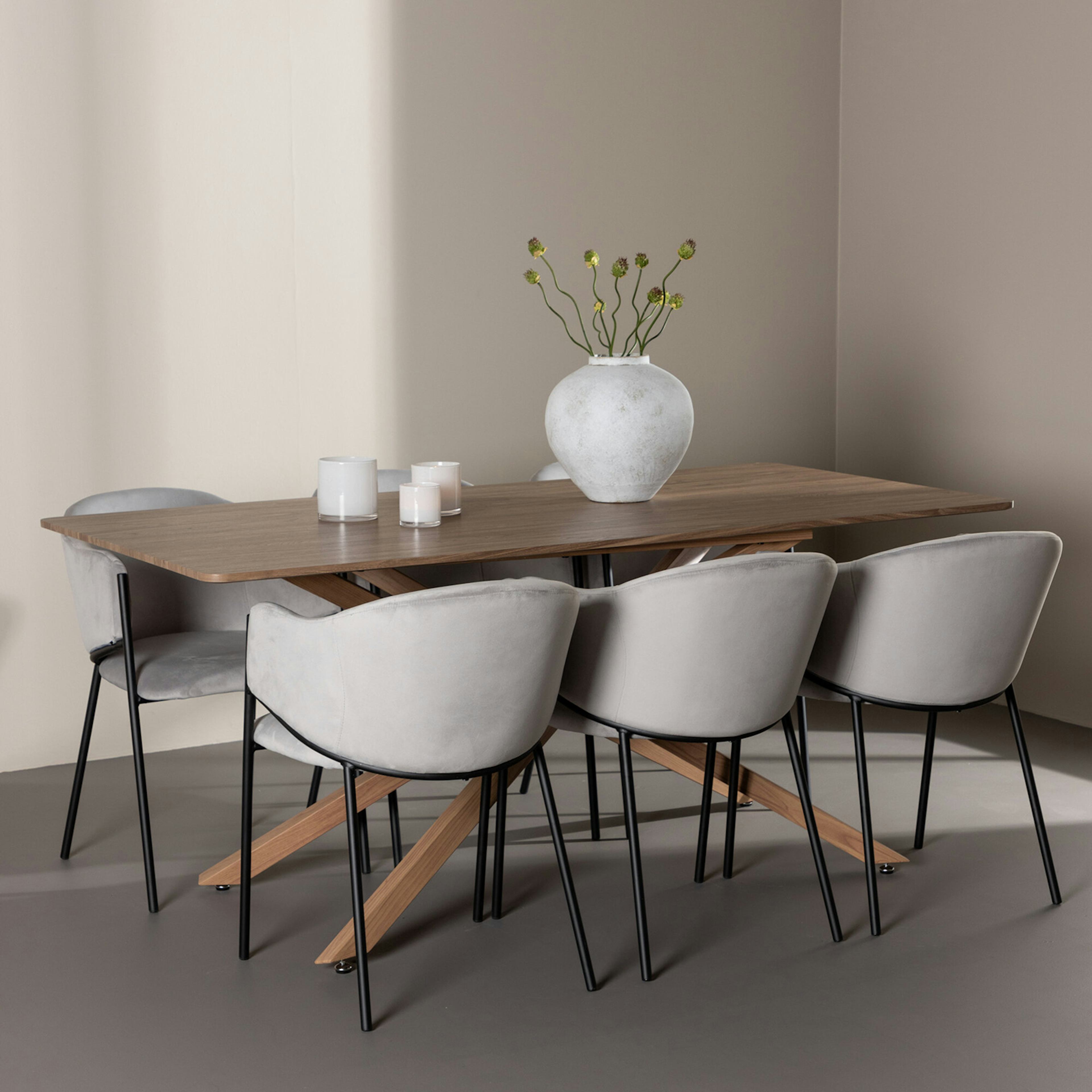 Matgrupp Venture Home Piazza 180 med 6 st Evelina Stolar